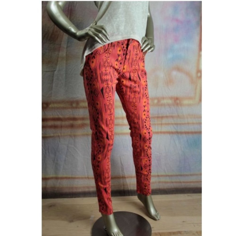 NWT MINKPINK Make Your Mark Printed Stretchy Girlfriend Denim Jeans S